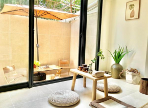 Courtyard Retreat Zen Tea